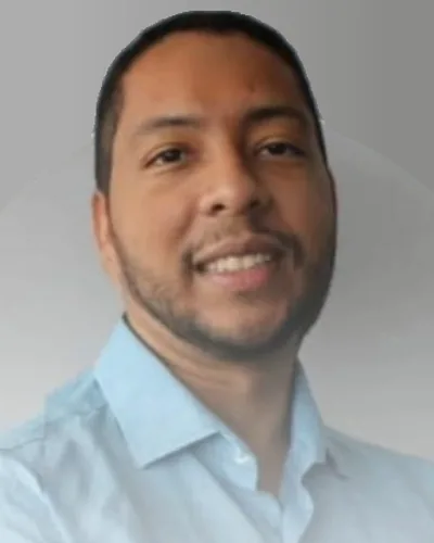 Dr. Daniel Souza — Ortopedia